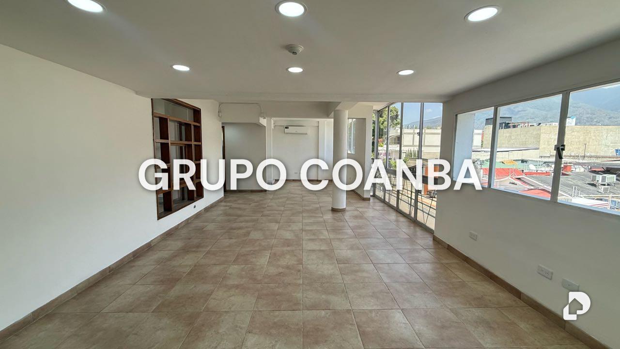 Oficina en Las Mercedes, Caracas – 1