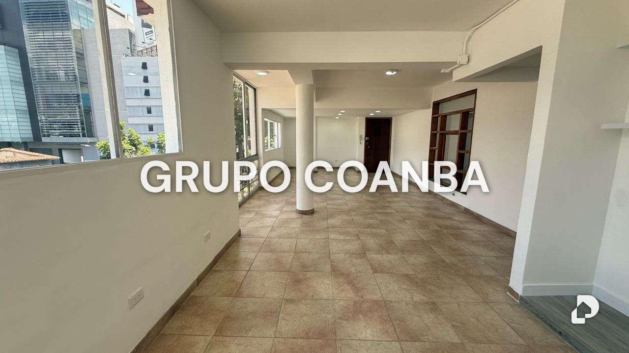Oficina en Las Mercedes, Caracas – 4