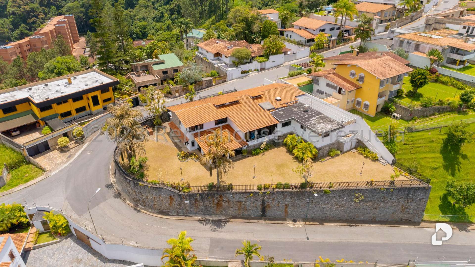 Casa en La Lagunita Country Club, Caracas – 61