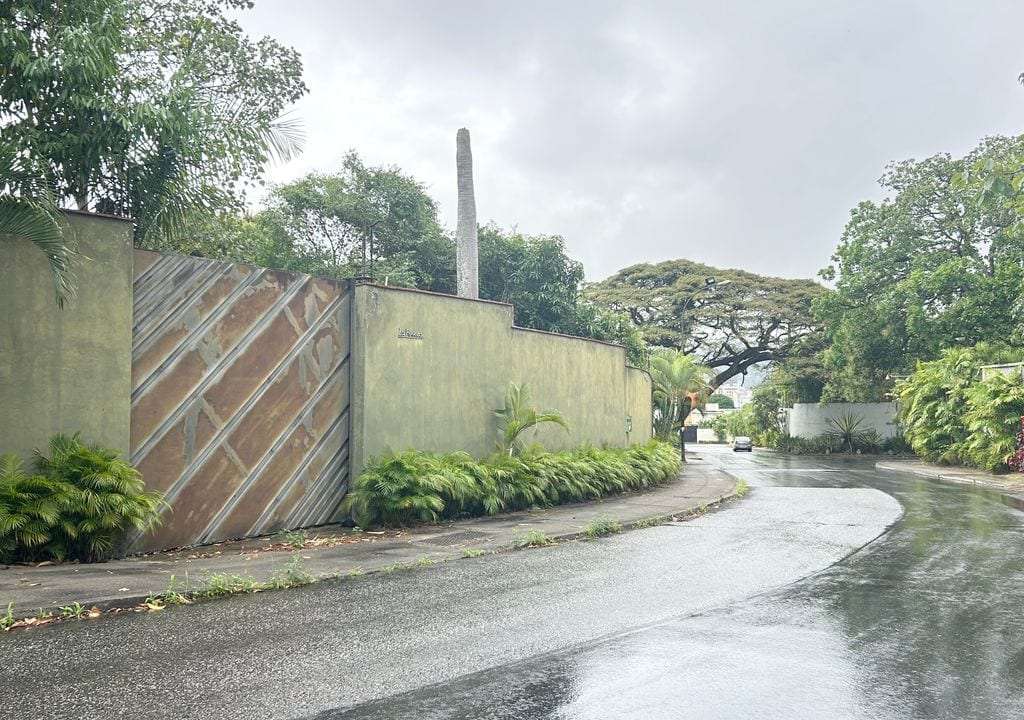 Terreno en Country Club, Caracas - 1