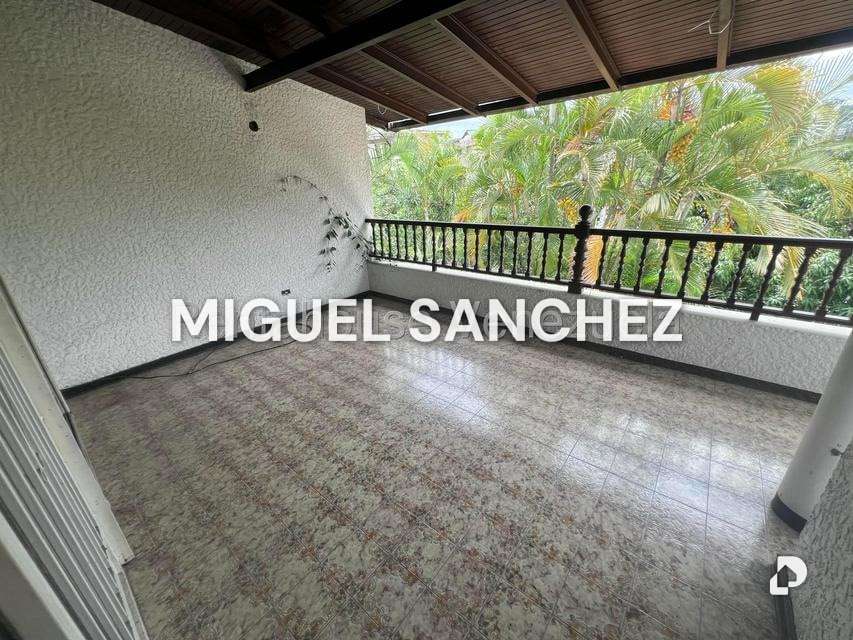Casa en Macaracuay, Caracas – 12