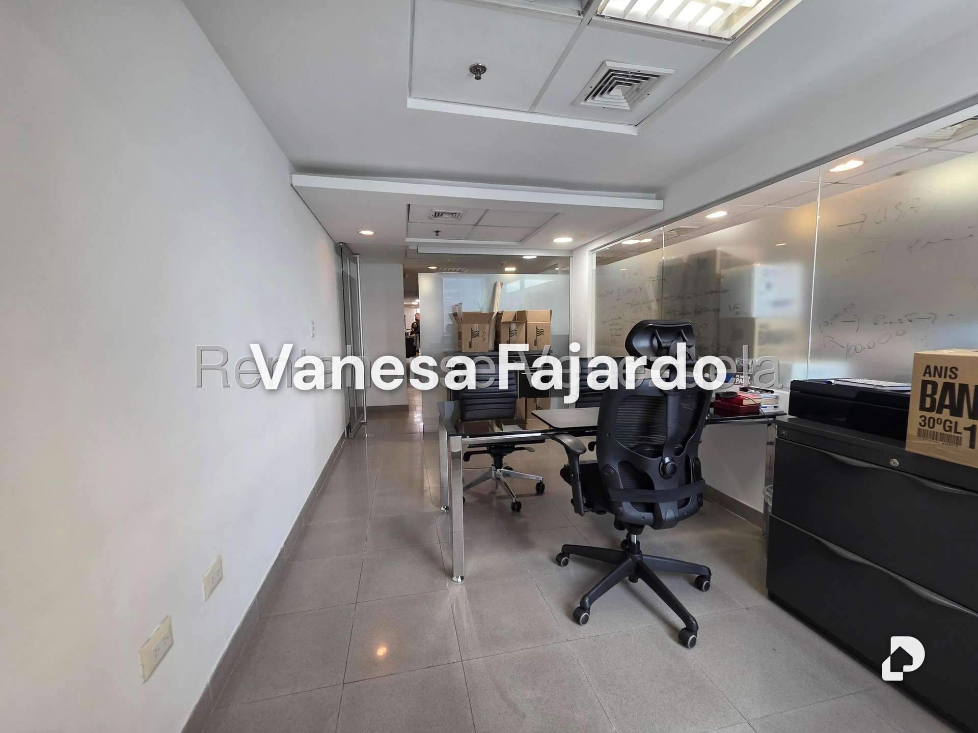 Oficina en El Rosal, Caracas – 19