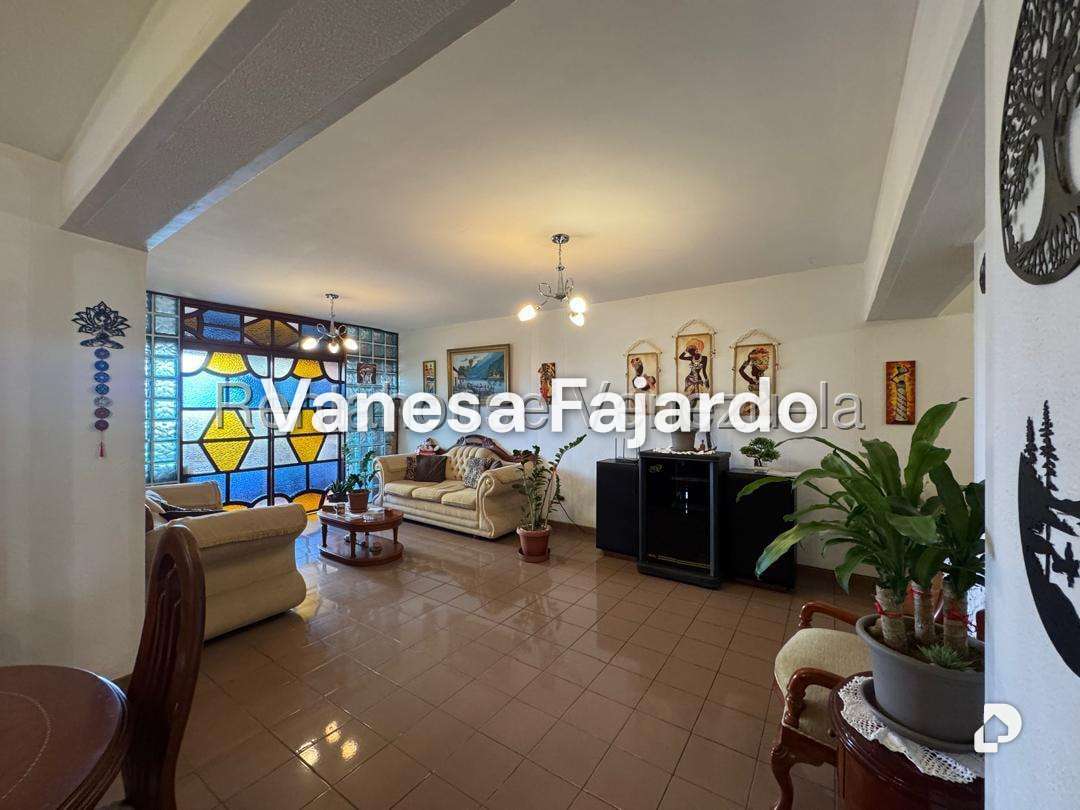 Apartamento en Don Blas, San Antonio de Los Altos – 11