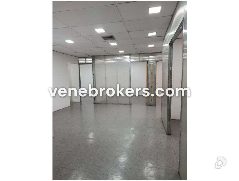Office in Colinas de Bello Monte, Caracas – 9