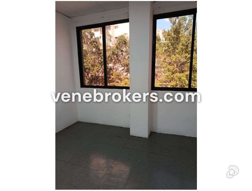 Office in Colinas de Bello Monte, Caracas – 11
