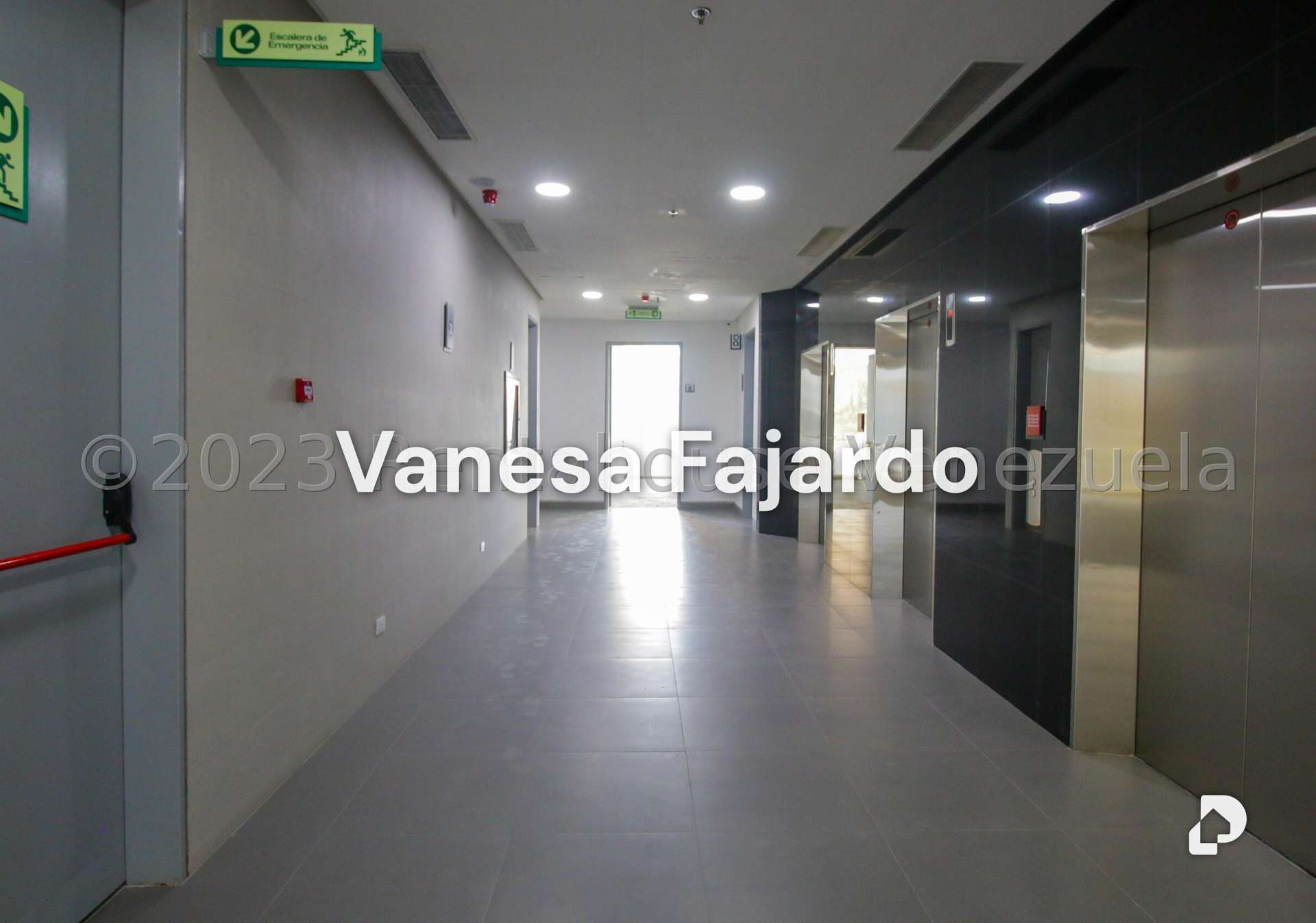 Oficina en Las Mercedes, Caracas – 5
