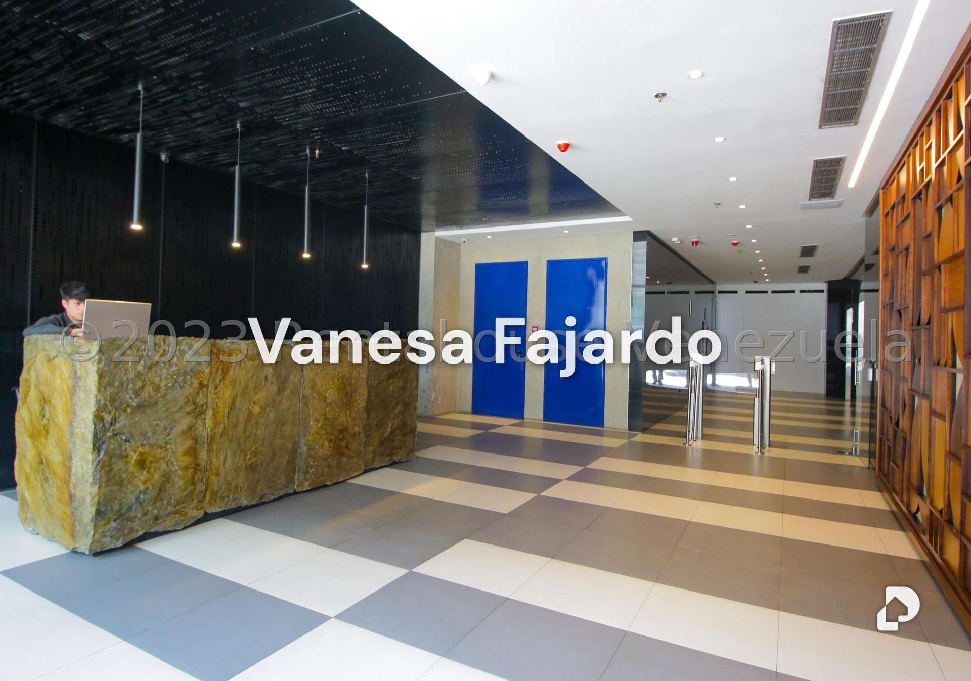 Oficina en Las Mercedes, Caracas – 2