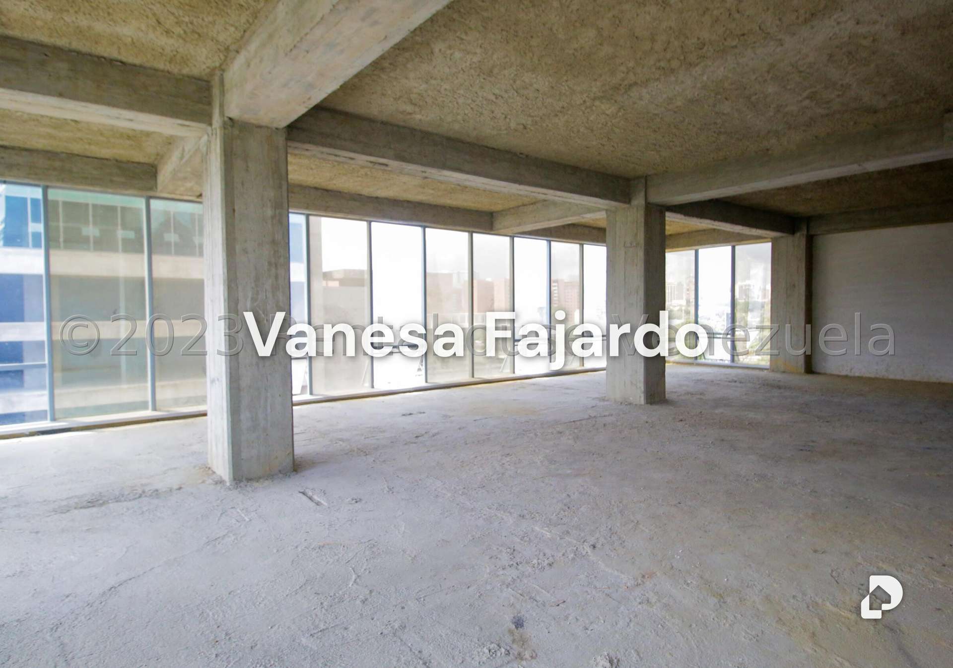 Oficina en Las Mercedes, Caracas – 10