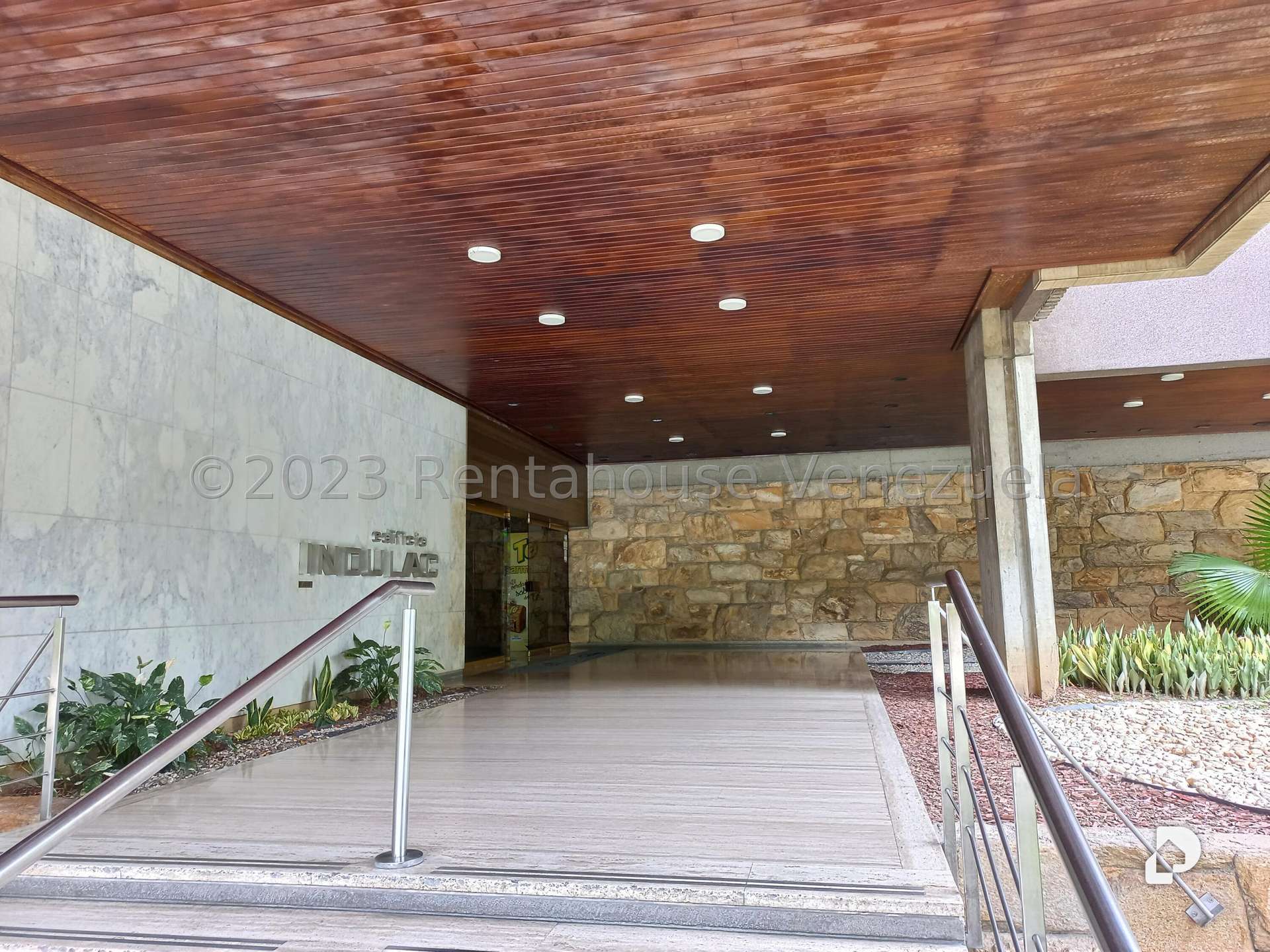 Oficina en Macaracuay, Caracas – 18