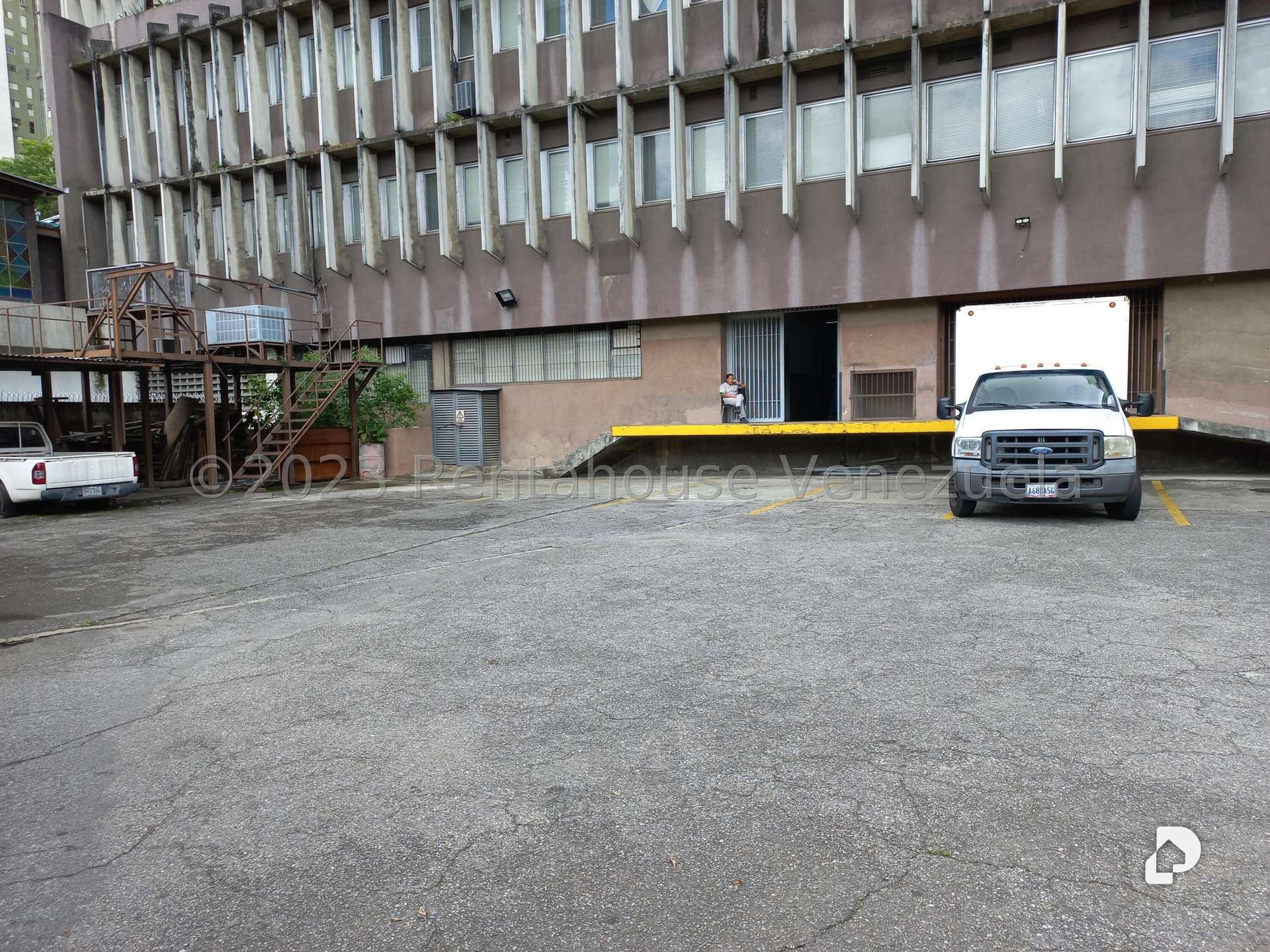 Oficina en Macaracuay, Caracas – 12