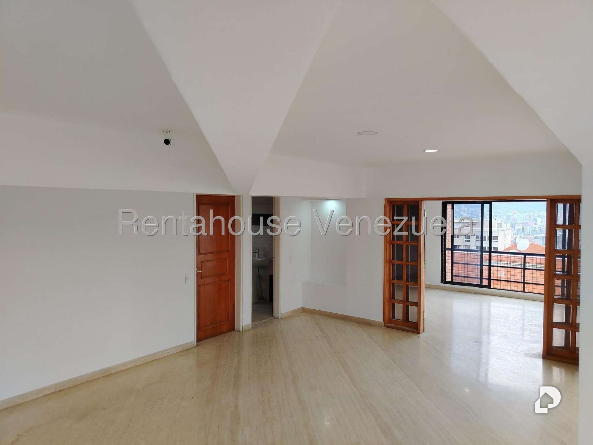 Apartamento en Colinas de Valle Arriba, Caracas – 13