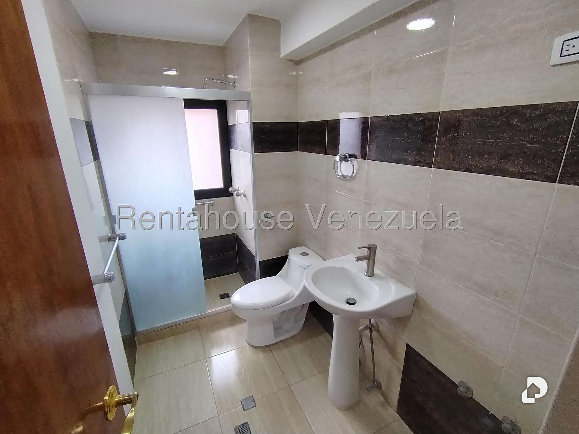 Apartamento en Colinas de Valle Arriba, Caracas – 11