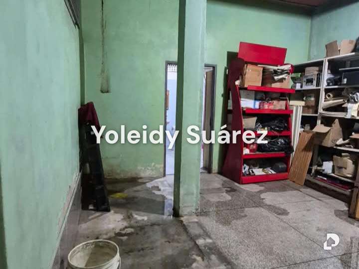 Local comercial en Valencia – 18
