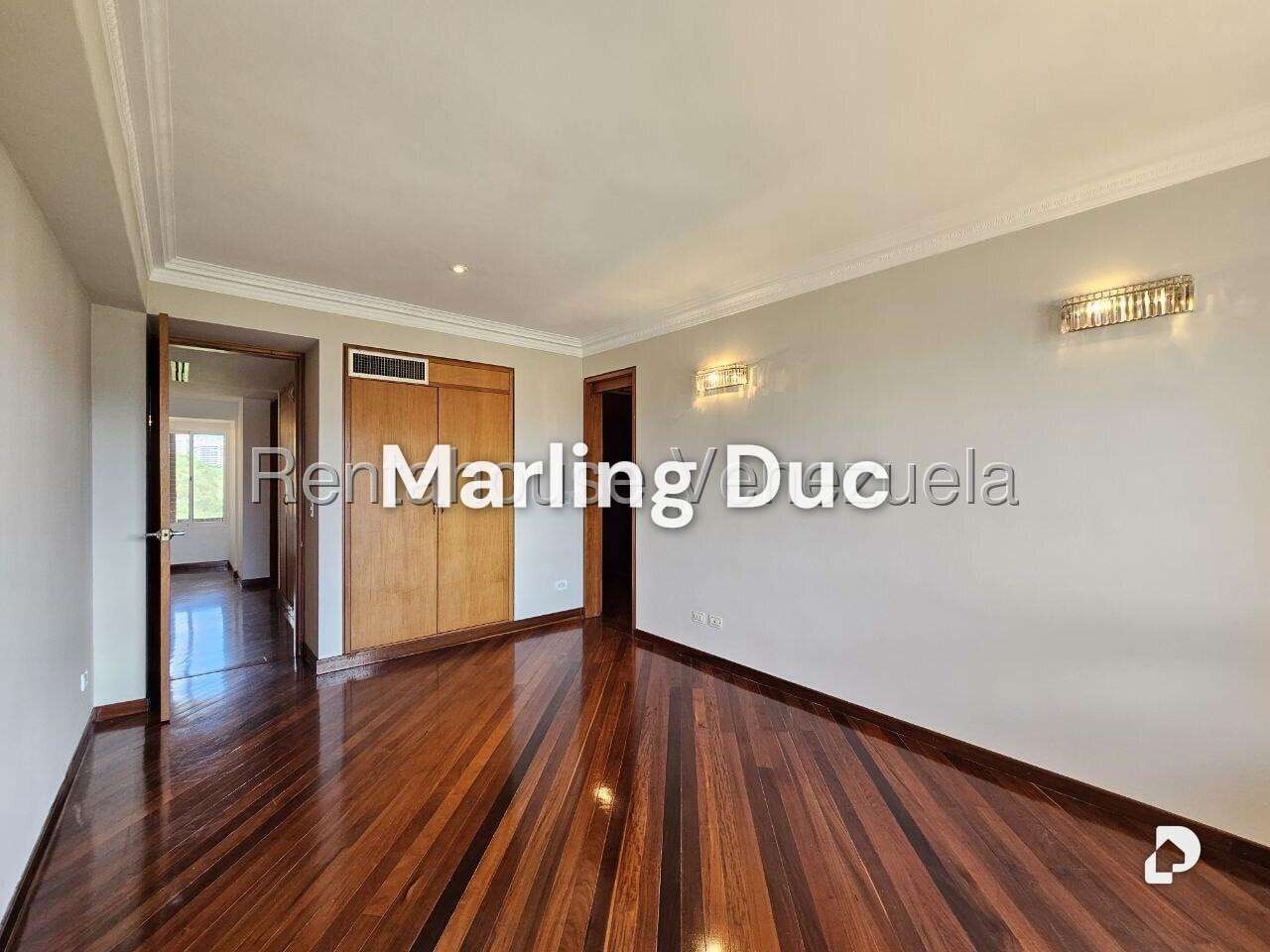 Apartamento en Santa Fe, Caracas – 12