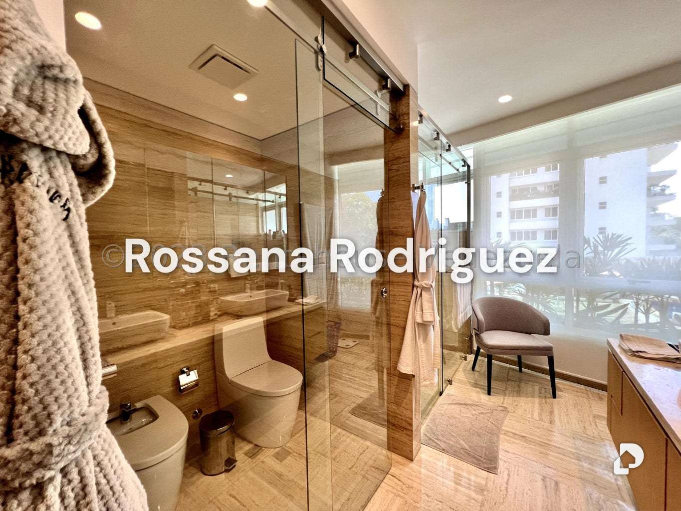 Apartamento en Campo Alegre, Caracas – 28