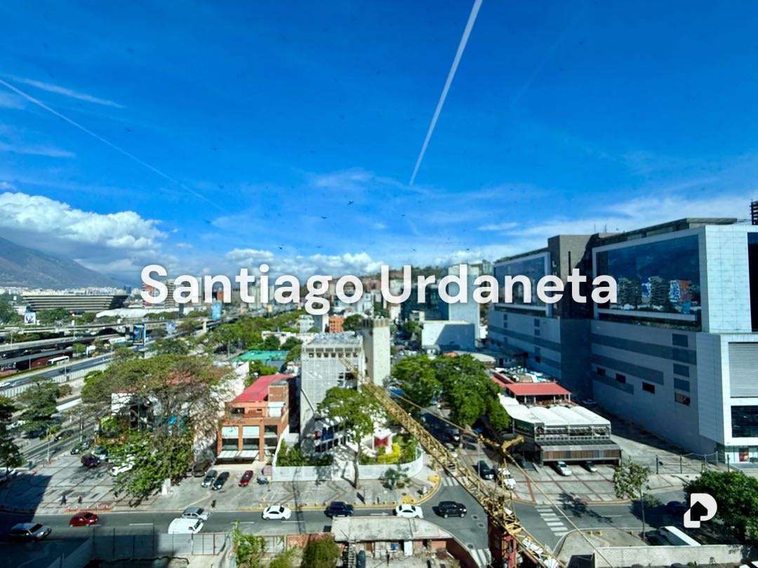 Oficina en Las Mercedes, Caracas – 19