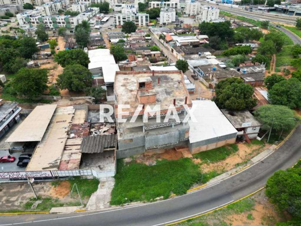 Edificio en Circunvalación 2, Maracaibo - 1