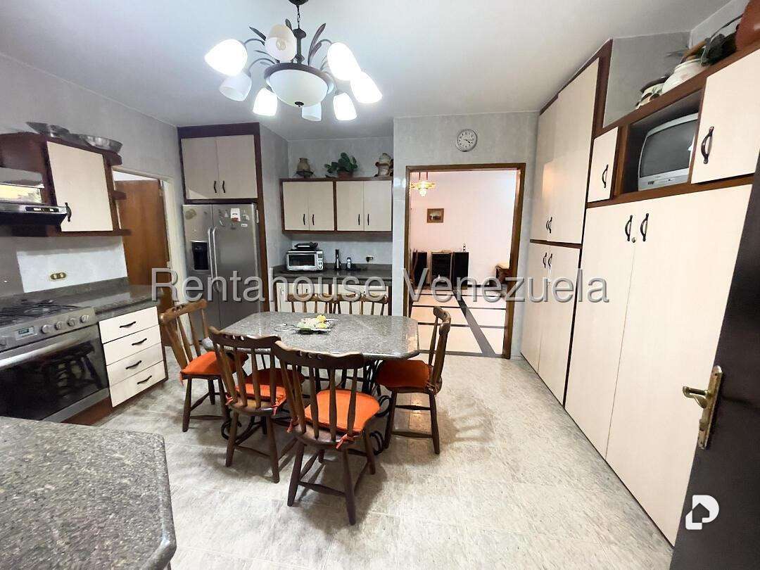 Casa en Macaracuay, Caracas – 23