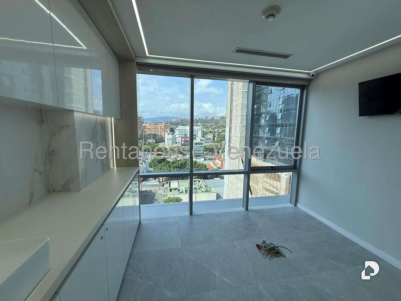 Oficina en Las Mercedes, Caracas – 15