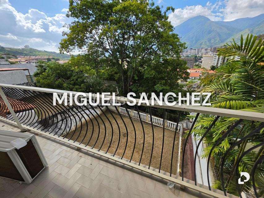 Casa en Macaracuay, Caracas – 15
