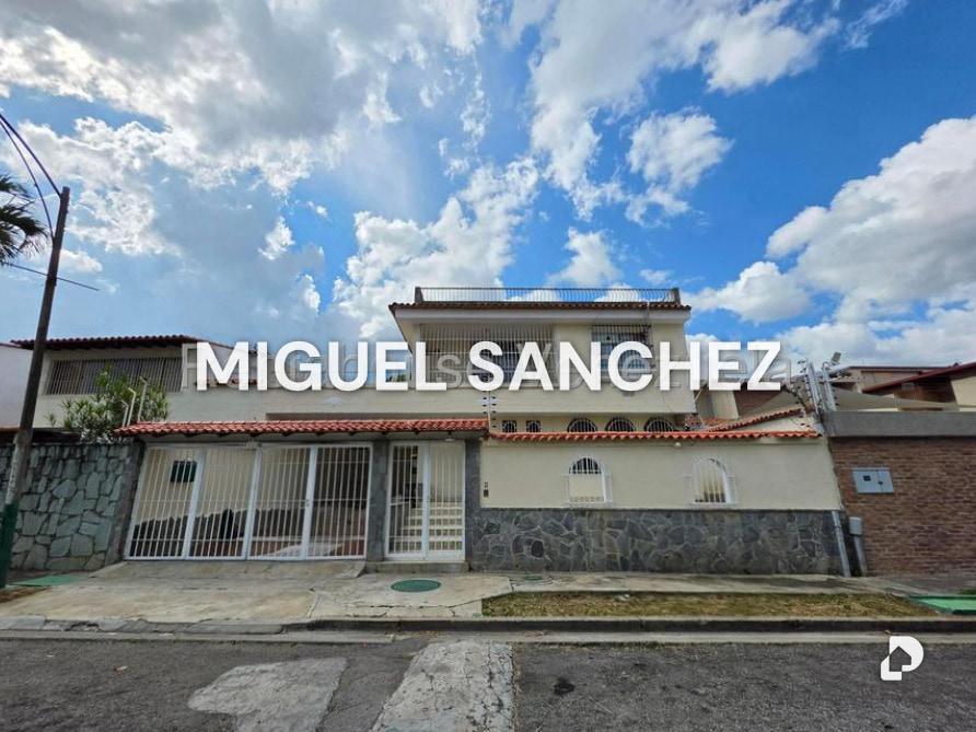 Casa en Macaracuay, Caracas – 1