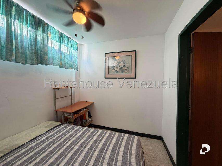 Casa en La Trinidad, Caracas – 8