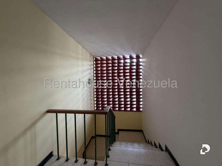 Casa en La Trinidad, Caracas – 10