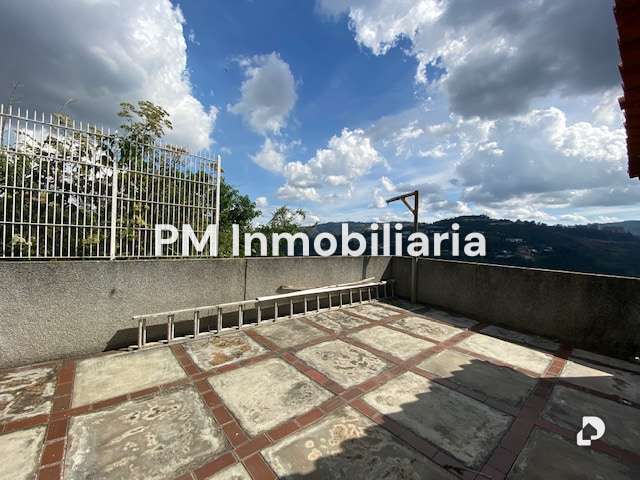 House in Santa Paula, Caracas – 23