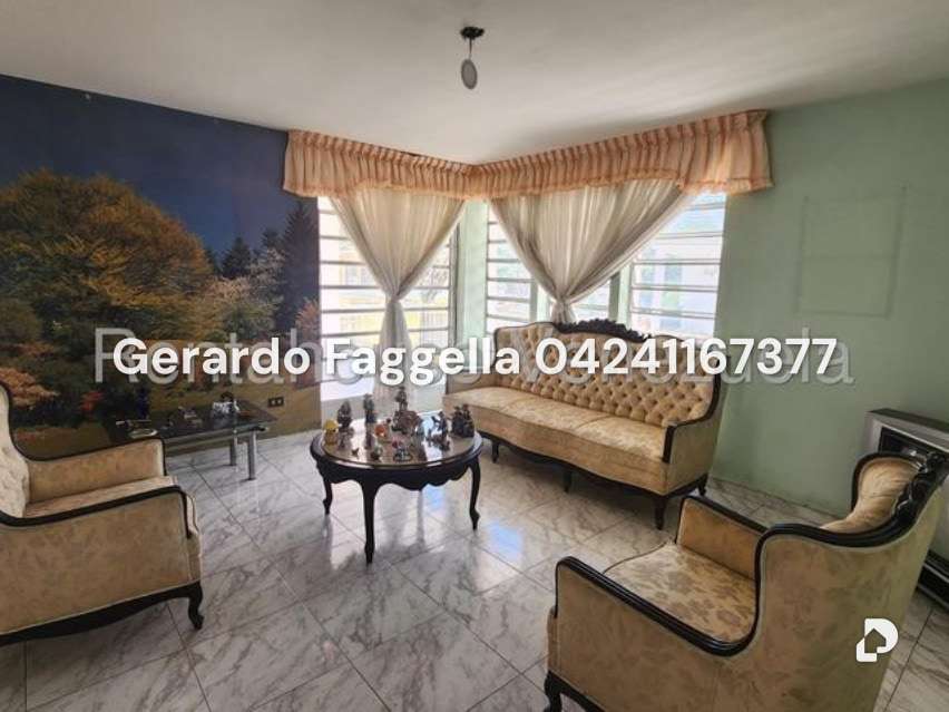 Casa en Vista Alegre, Caracas – 13
