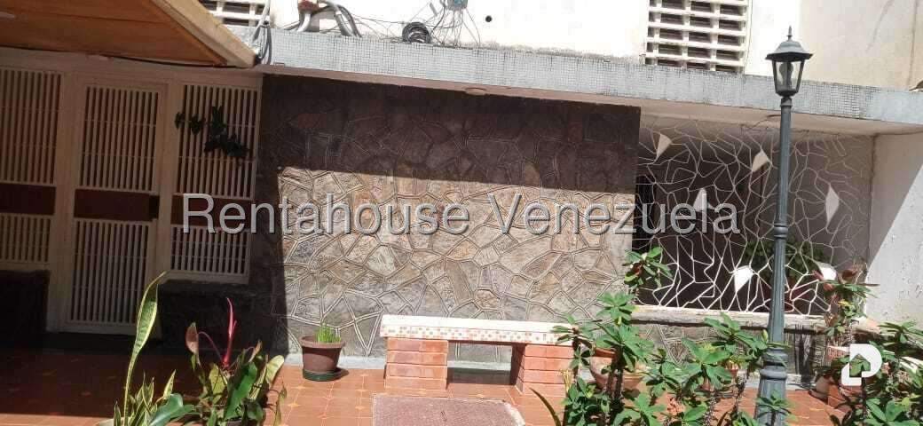 Apartamento en San Martín, Caracas – 2