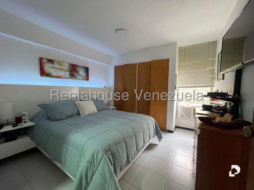Apartamento en La Boyera, Caracas – 11
