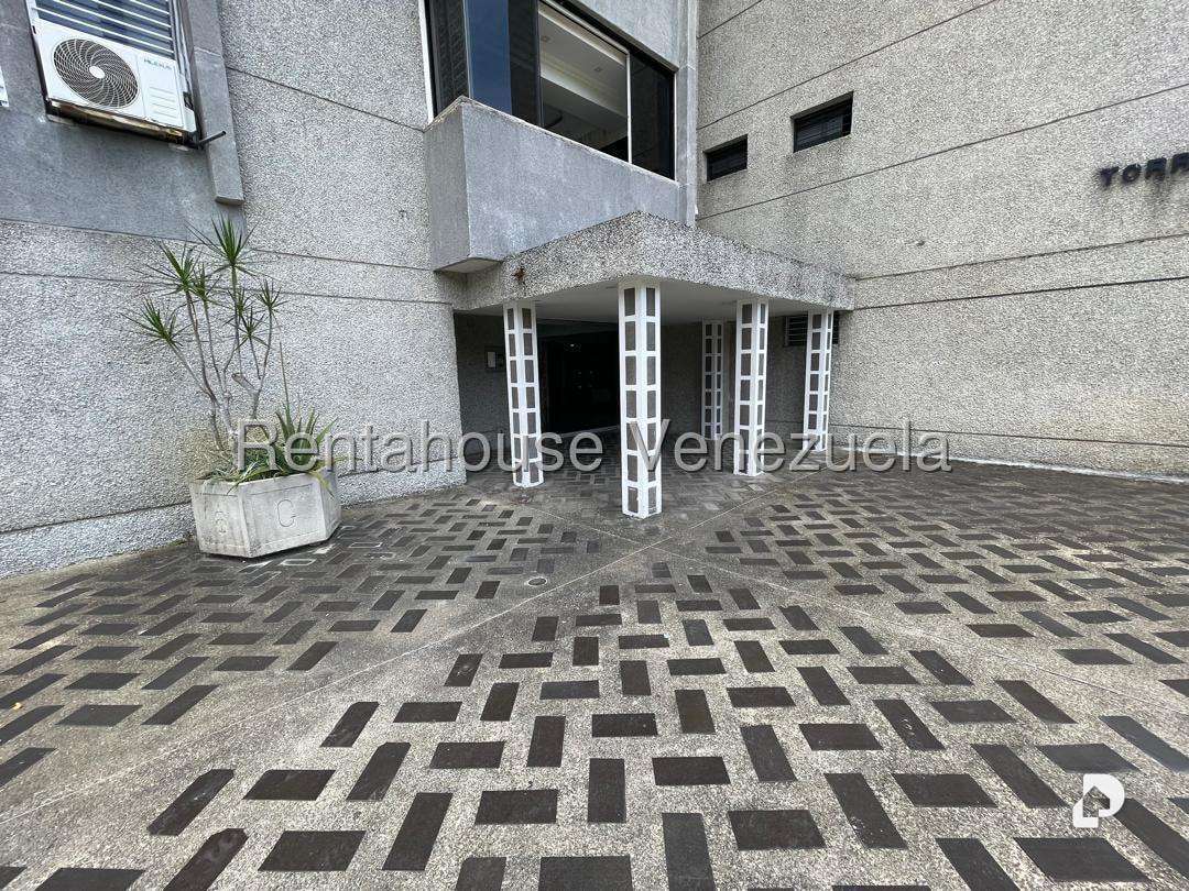 Apartamento en La Boyera, Caracas – 2