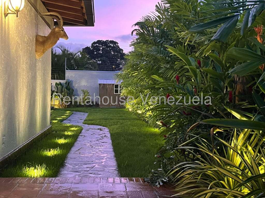 House in Los Chorros, Caracas - 1