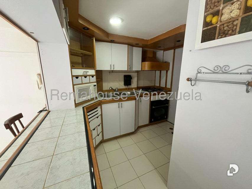 Apartamento en Campo Alegre, Caracas – 4