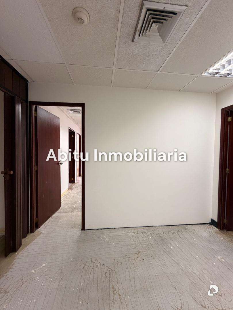 Oficina en Chuao, Caracas – 10