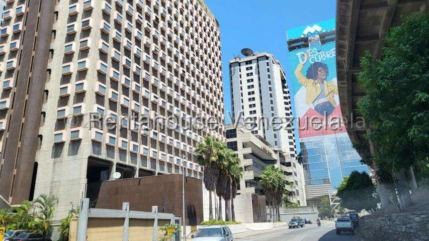 Edificio en Sabana Grande, Caracas