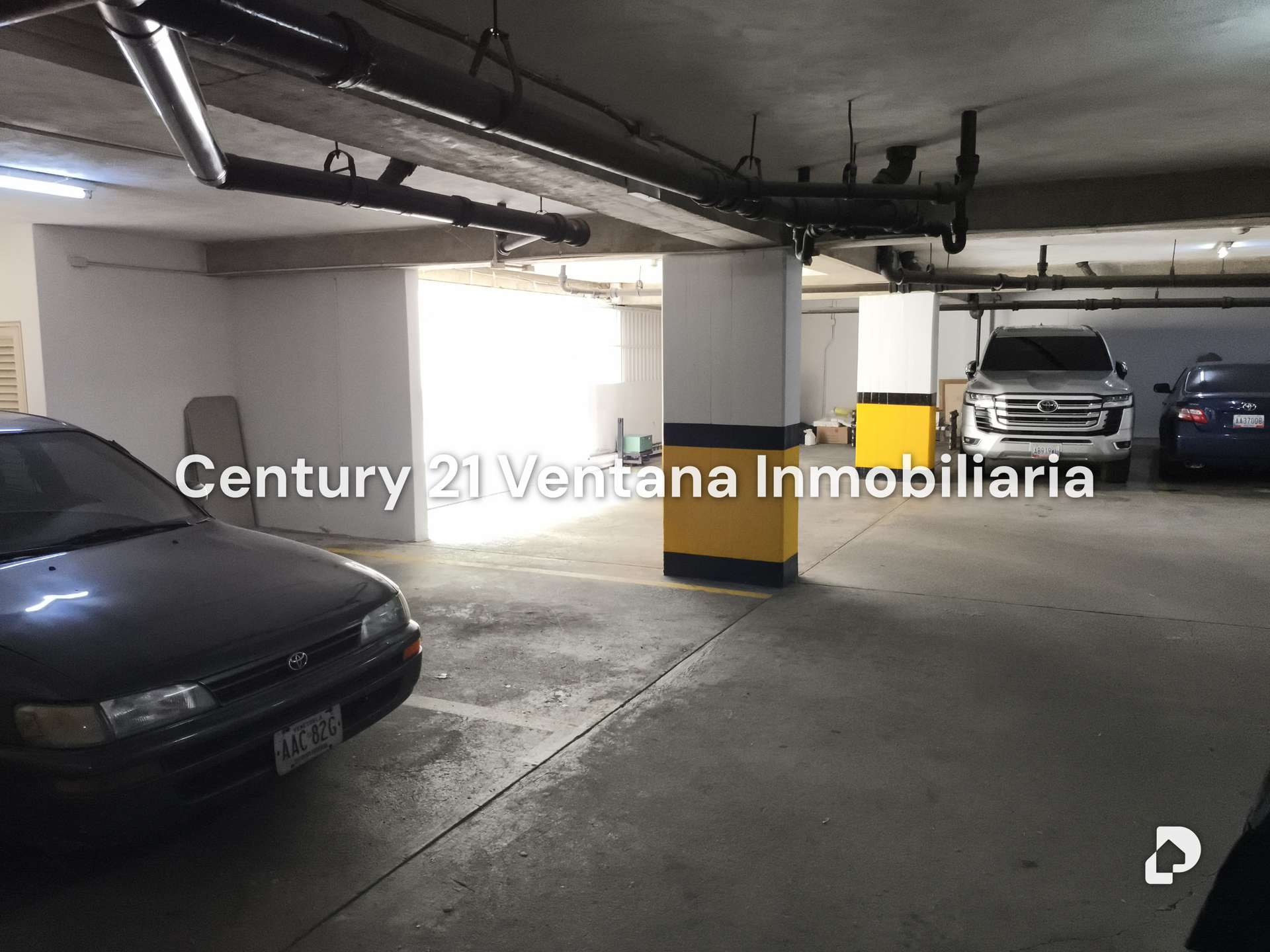 Apartamento en El Rosal, Caracas – 28