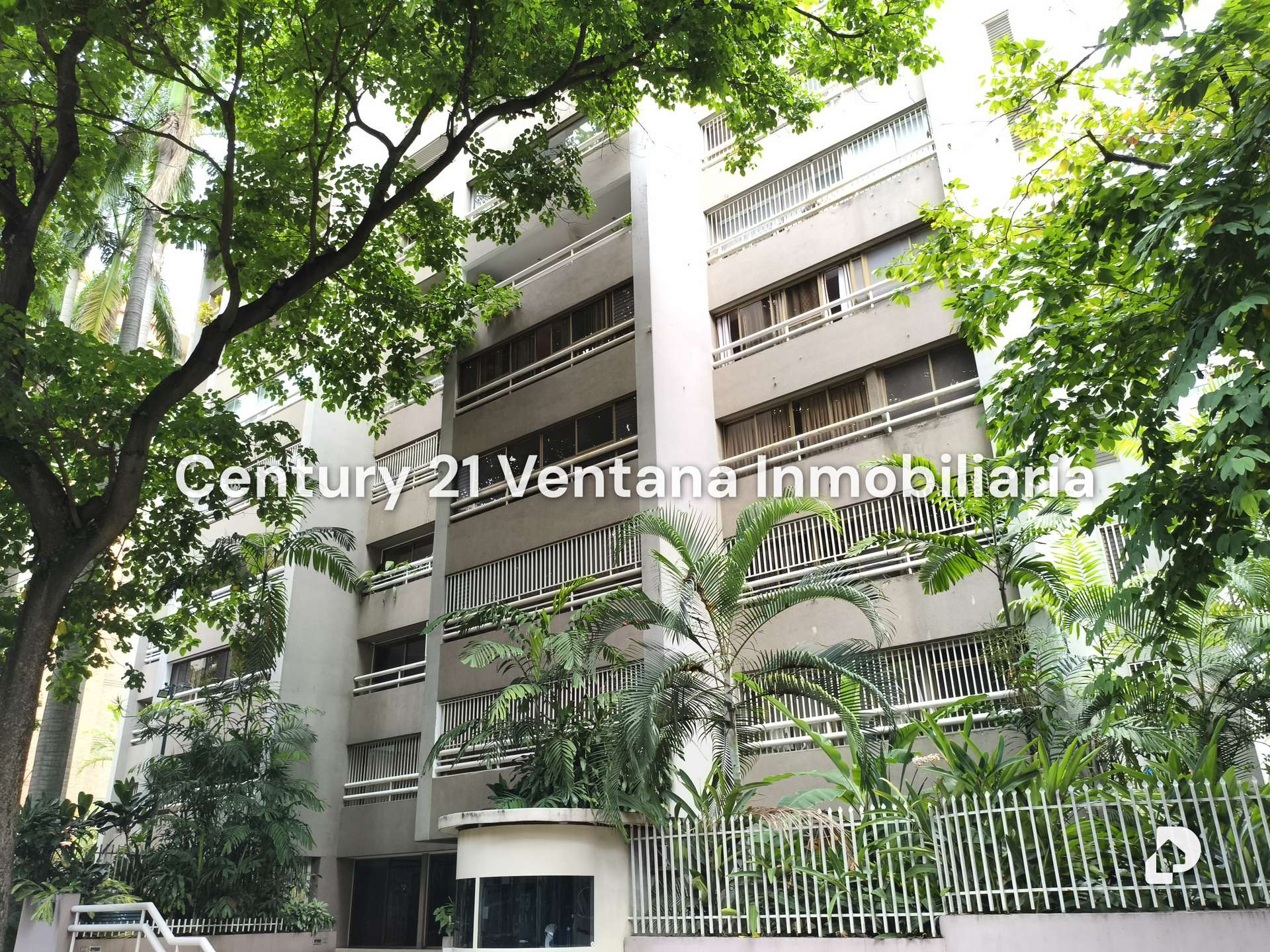 Apartamento en El Rosal, Caracas – 1