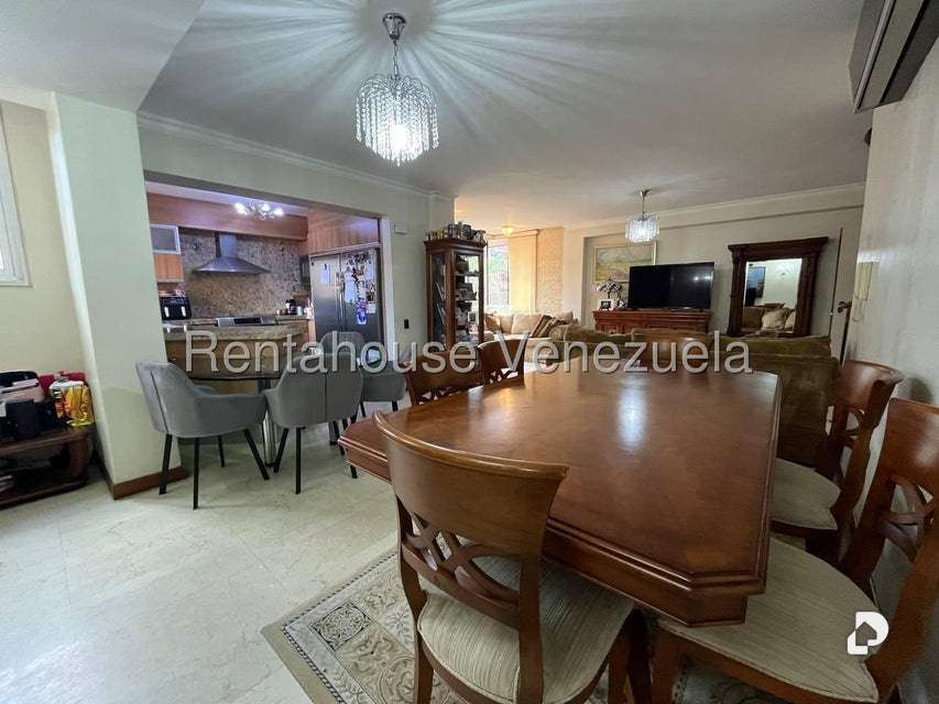 Apartamento en Campo Alegre, Caracas – 8