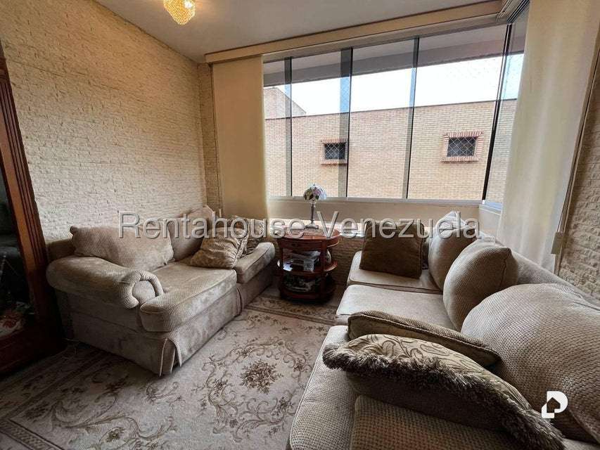 Apartamento en Campo Alegre, Caracas – 2