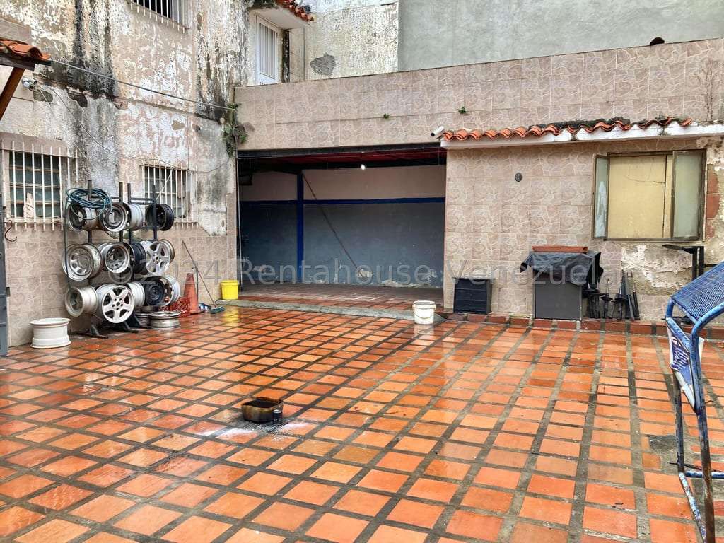 Local comercial en El Paraíso, Caracas