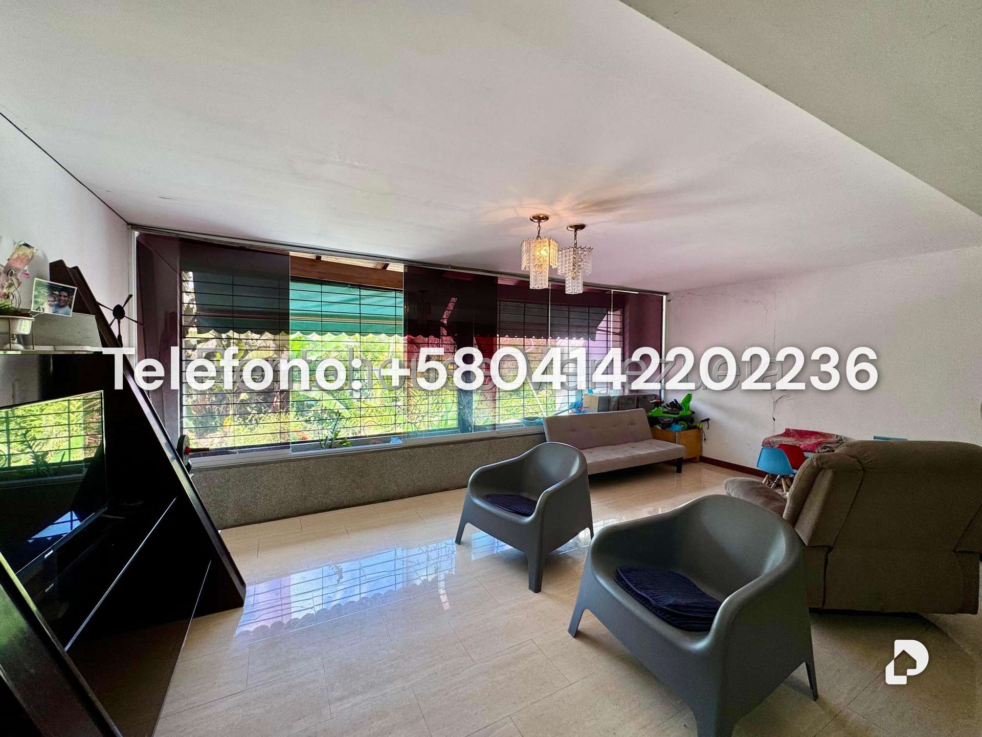 Casa en Lomas De La Trinidad, Caracas – 11