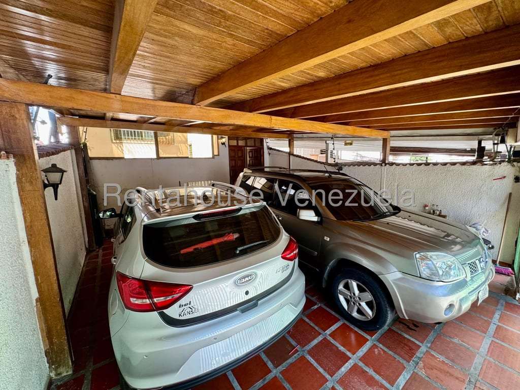 Casa en Lomas De La Trinidad, Caracas
