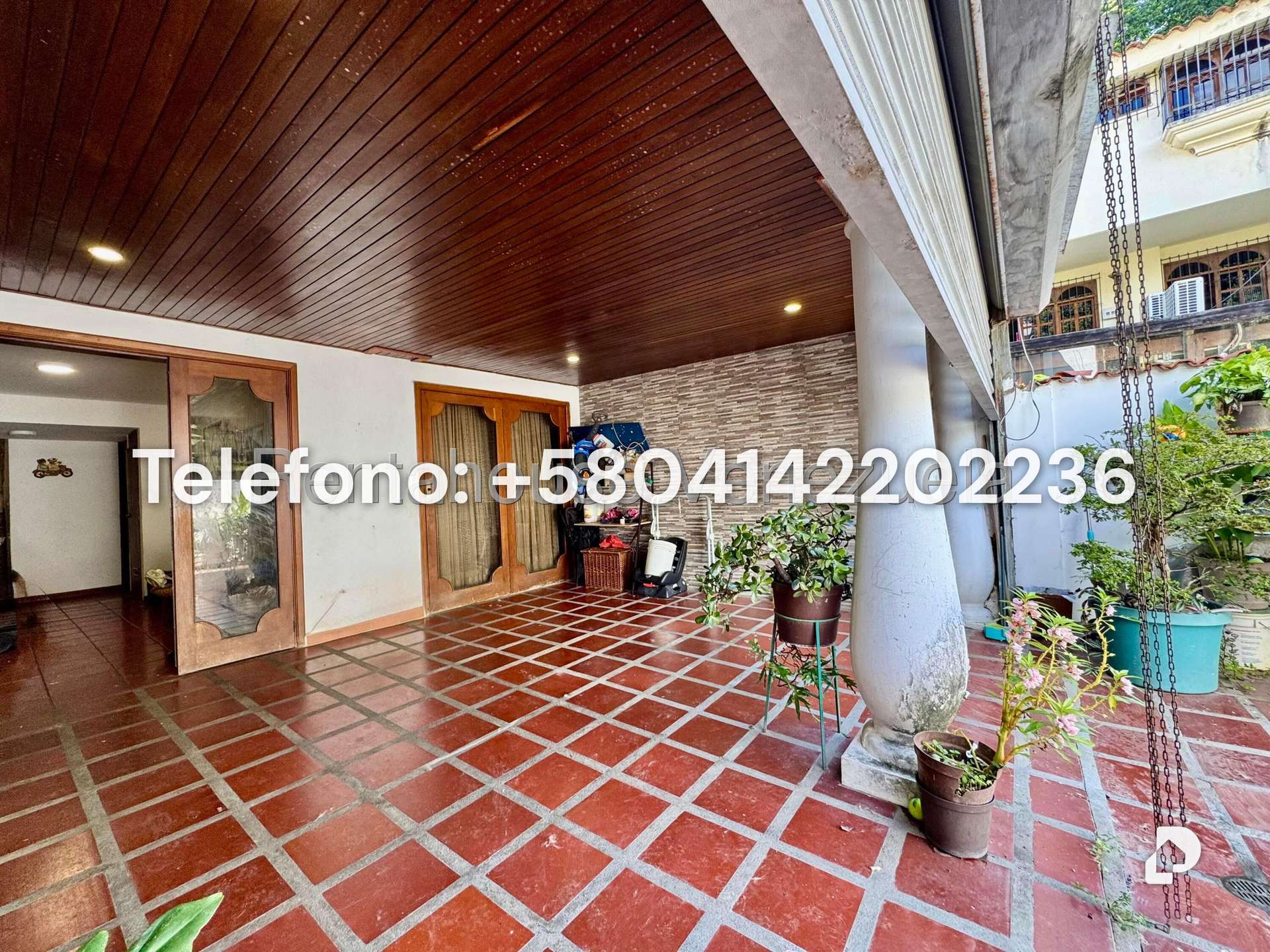 Casa en Lomas De La Trinidad, Caracas – 17