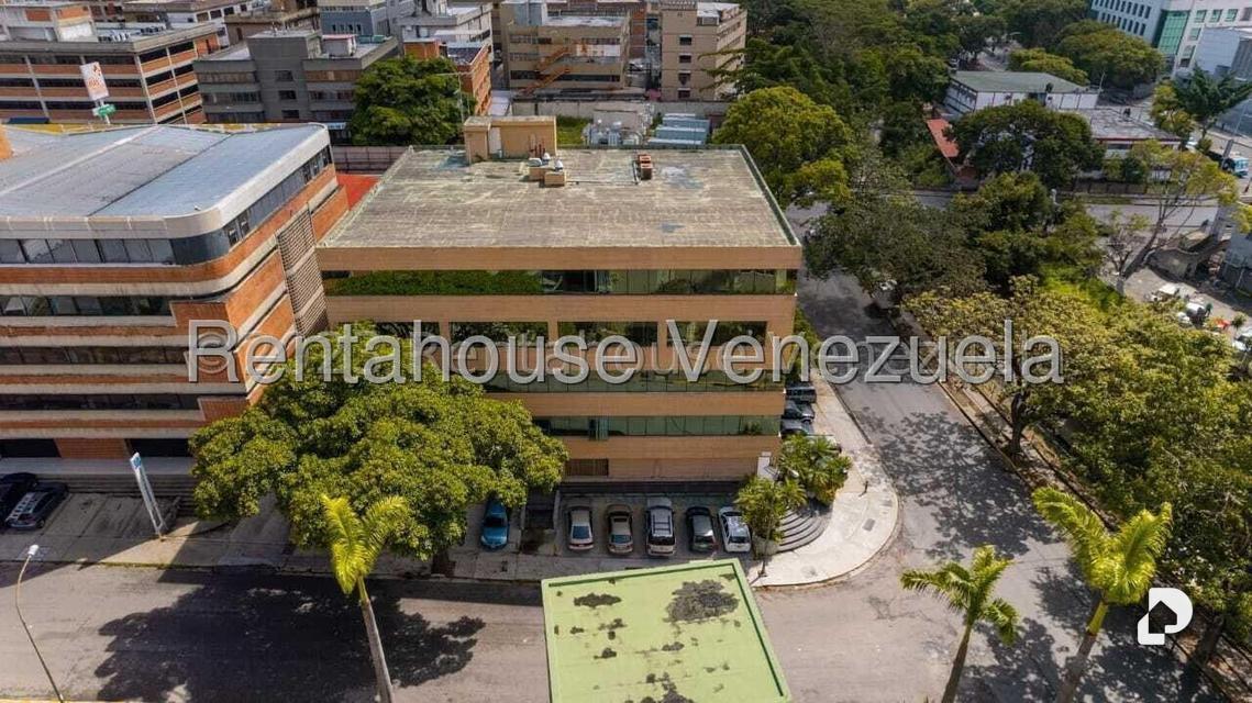 Edificio en La Urbina, Caracas – 4