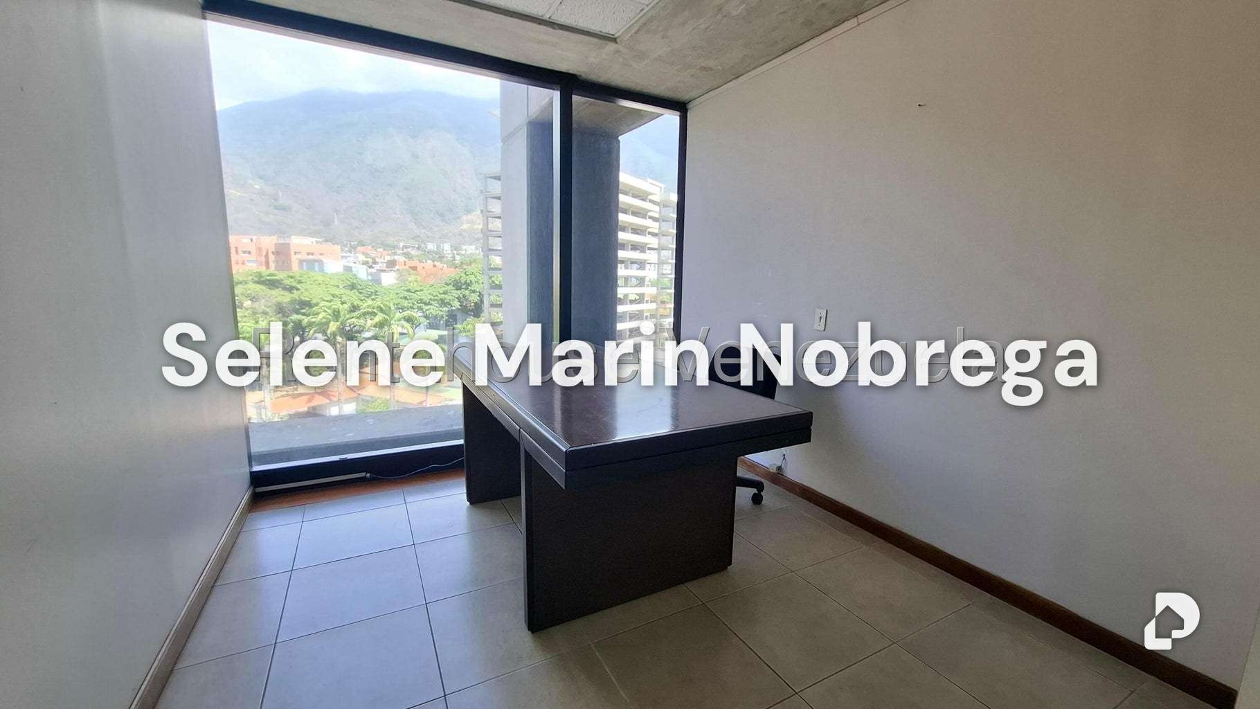 Oficina en La Castellana, Caracas – 19