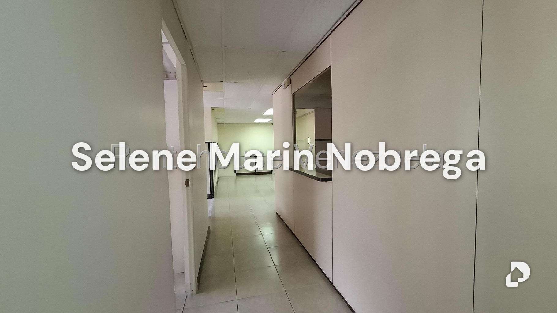 Oficina en La Castellana, Caracas – 17