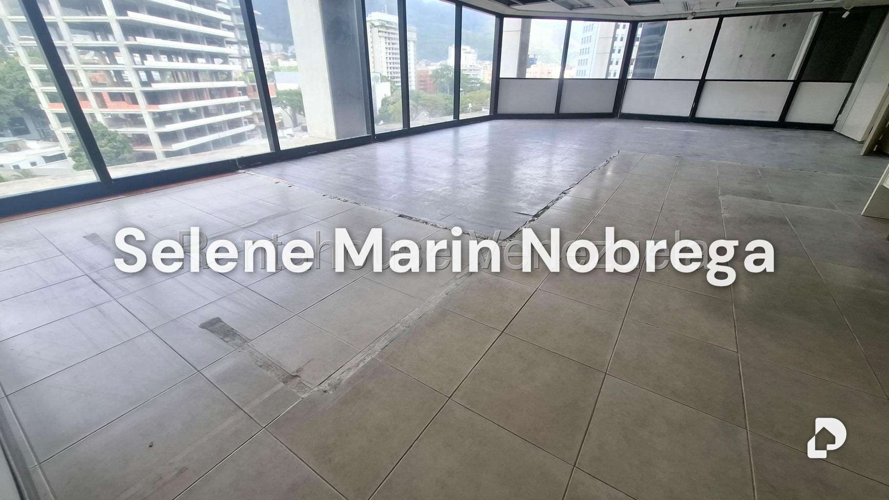 Oficina en La Castellana, Caracas – 10