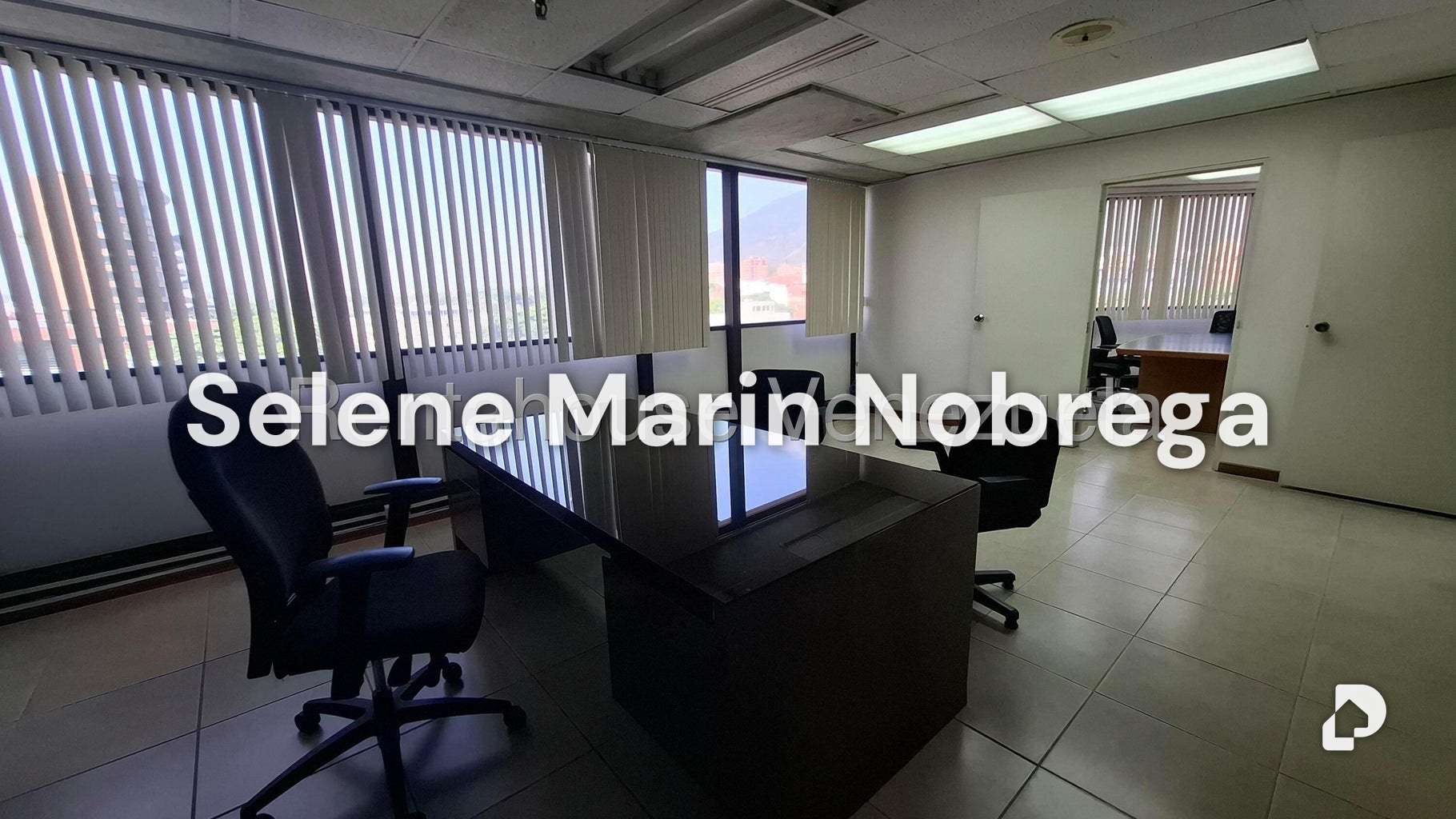 Oficina en La Castellana, Caracas – 25