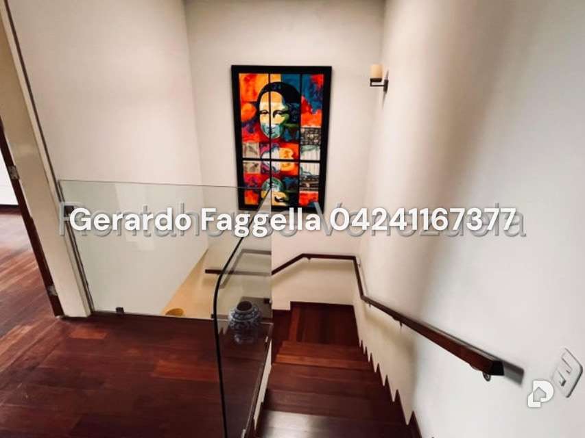 Townhouse en Oripoto, Caracas – 11